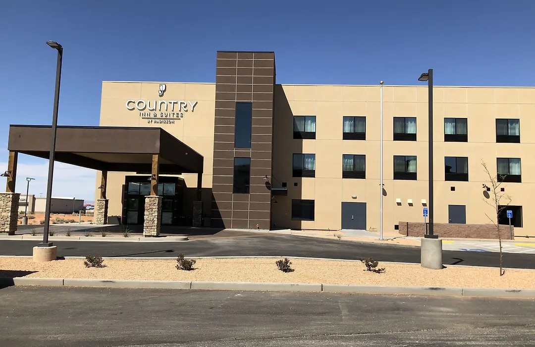 Fairfield By Marriott Inn & Suites Page-1
